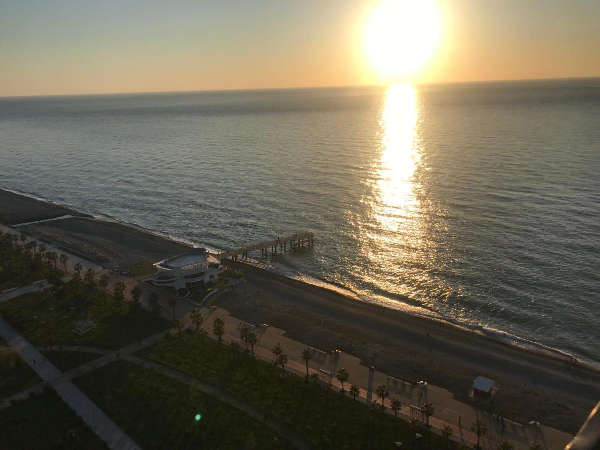 Orbi Beach Garden Μπατούμι Εξωτερικό φωτογραφία