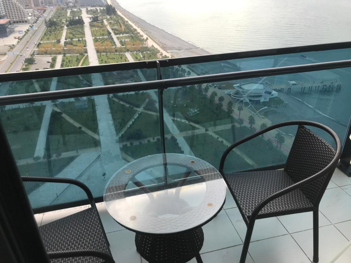 Orbi Beach Garden Μπατούμι Εξωτερικό φωτογραφία